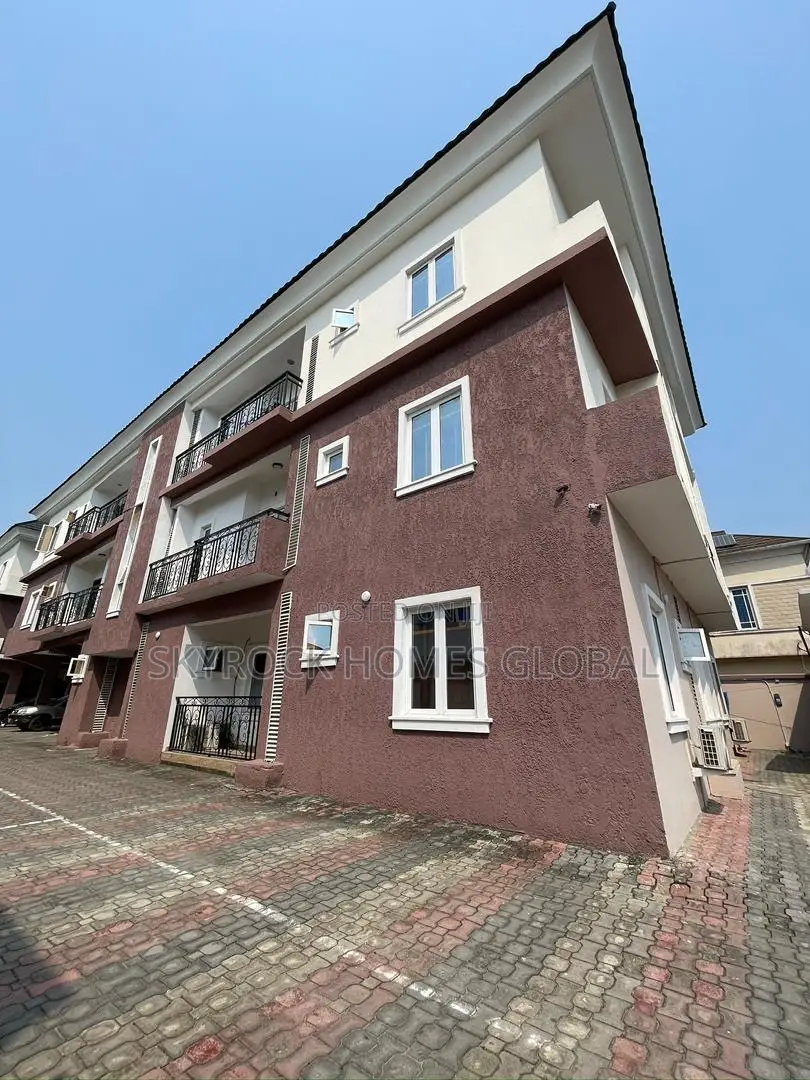 3bdrm Apartment in Agungi for rent