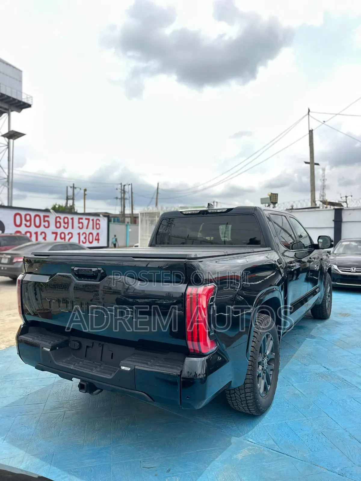 Toyota Tundra Platinum CrewMax 6.5' Bed 2024 Black