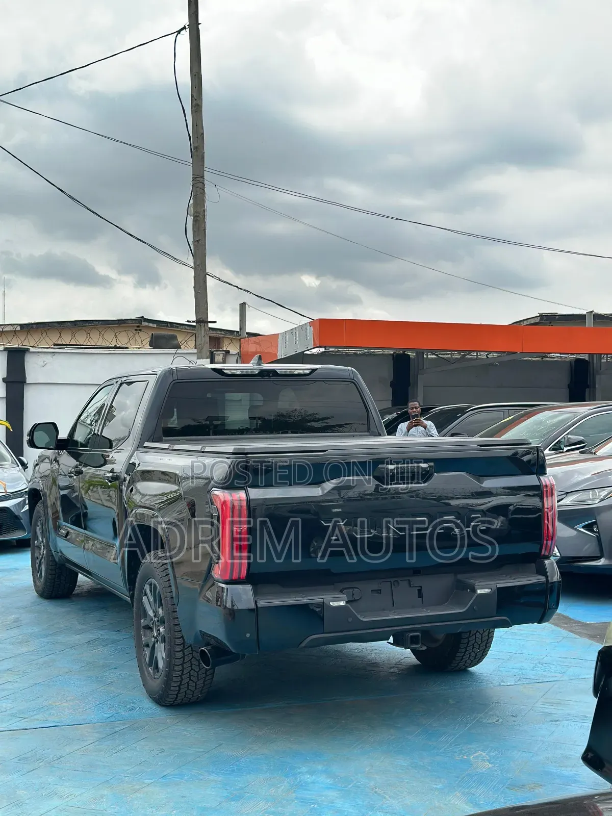 Toyota Tundra Platinum CrewMax 6.5' Bed 2024 Black