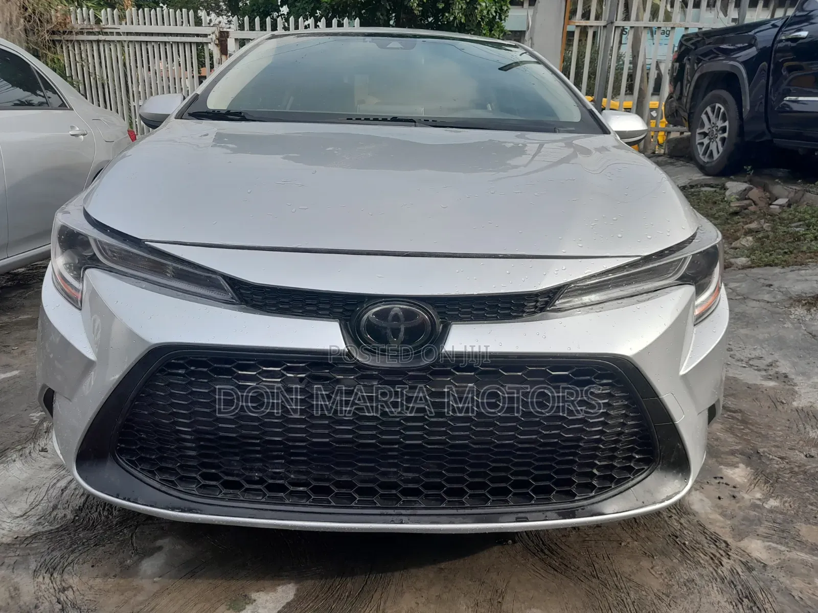 Toyota Corolla LE 2020 Silver
