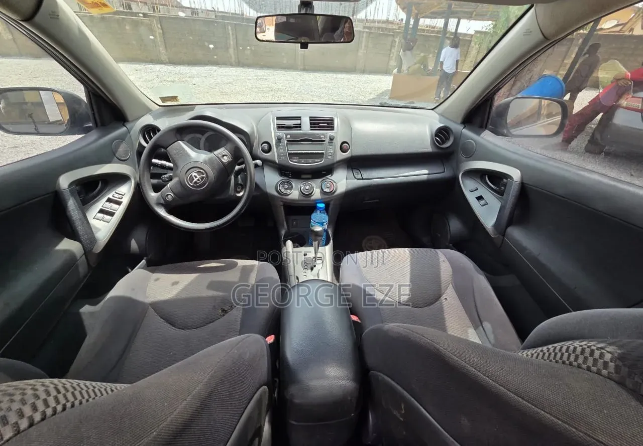 Toyota RAV4 2012 Gray