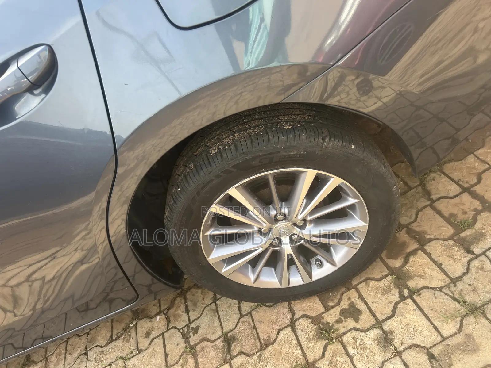 Toyota Corolla LE Eco Plus 4dr Sedan (1.8L 4cyl CVT) 2014 Gray