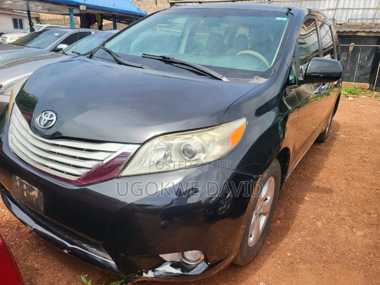 Toyota Sienna 2012 Black