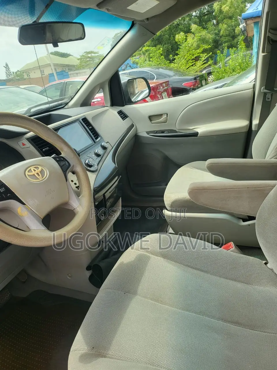 Toyota Sienna 2012 Black