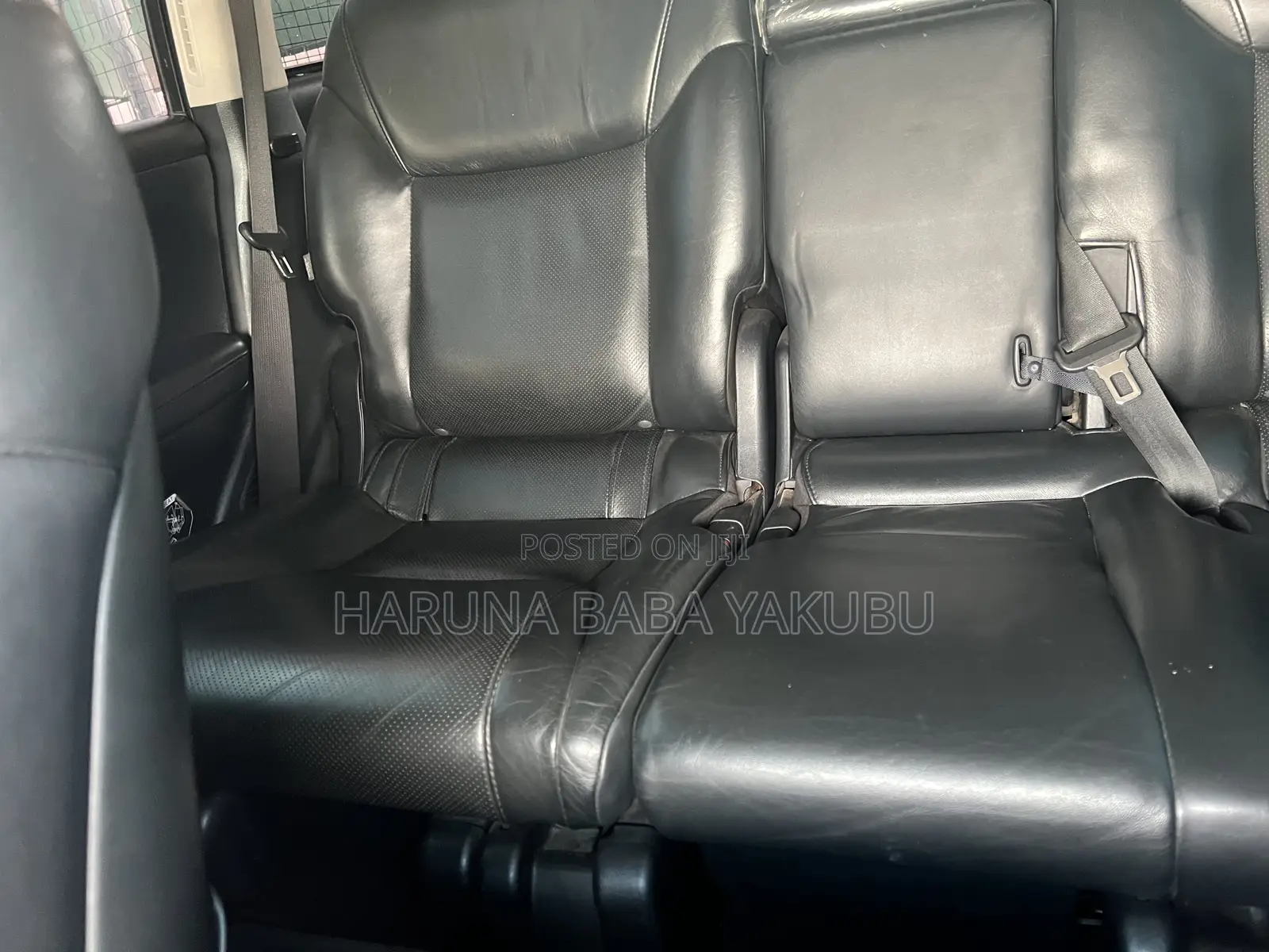 Lexus LX 570 2011 Black