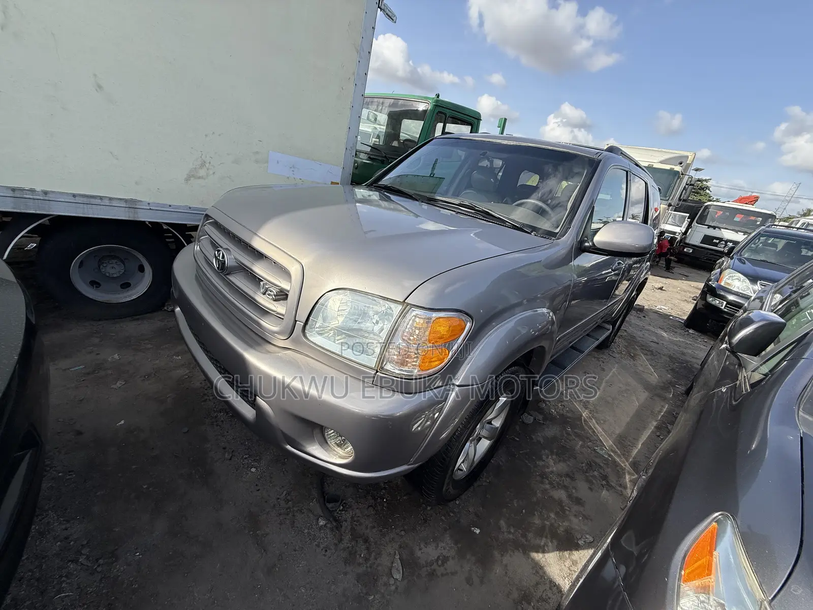 Toyota Sequoia Limited 4dr SUV 4WD (4.7L 8cyl 4A) 2004 Gray