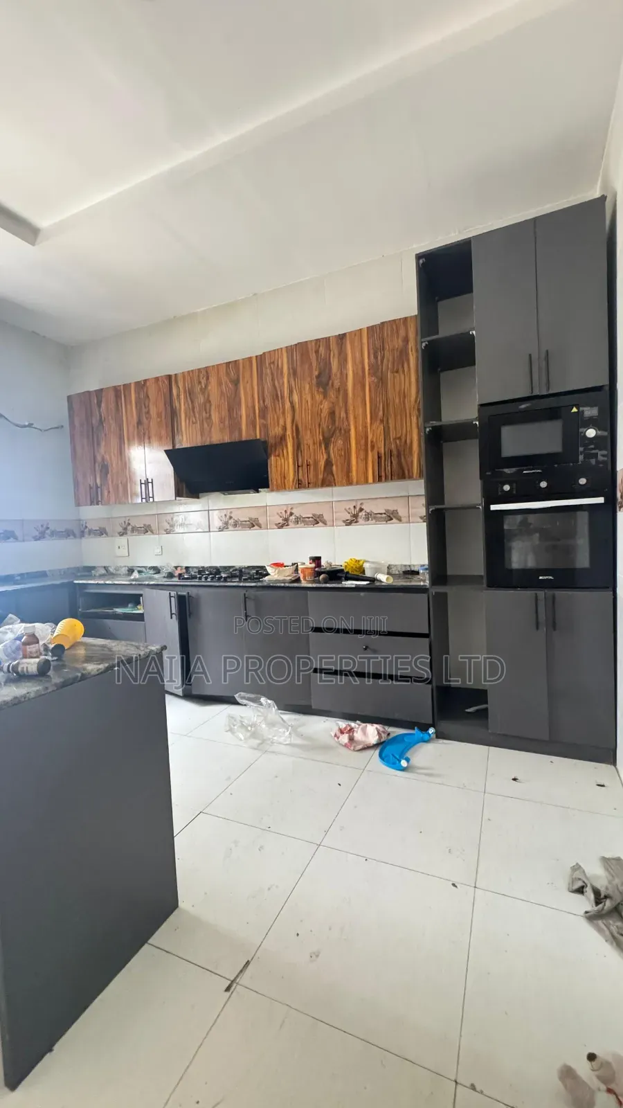 5bdrm Duplex in Orchid, Ikota for rent