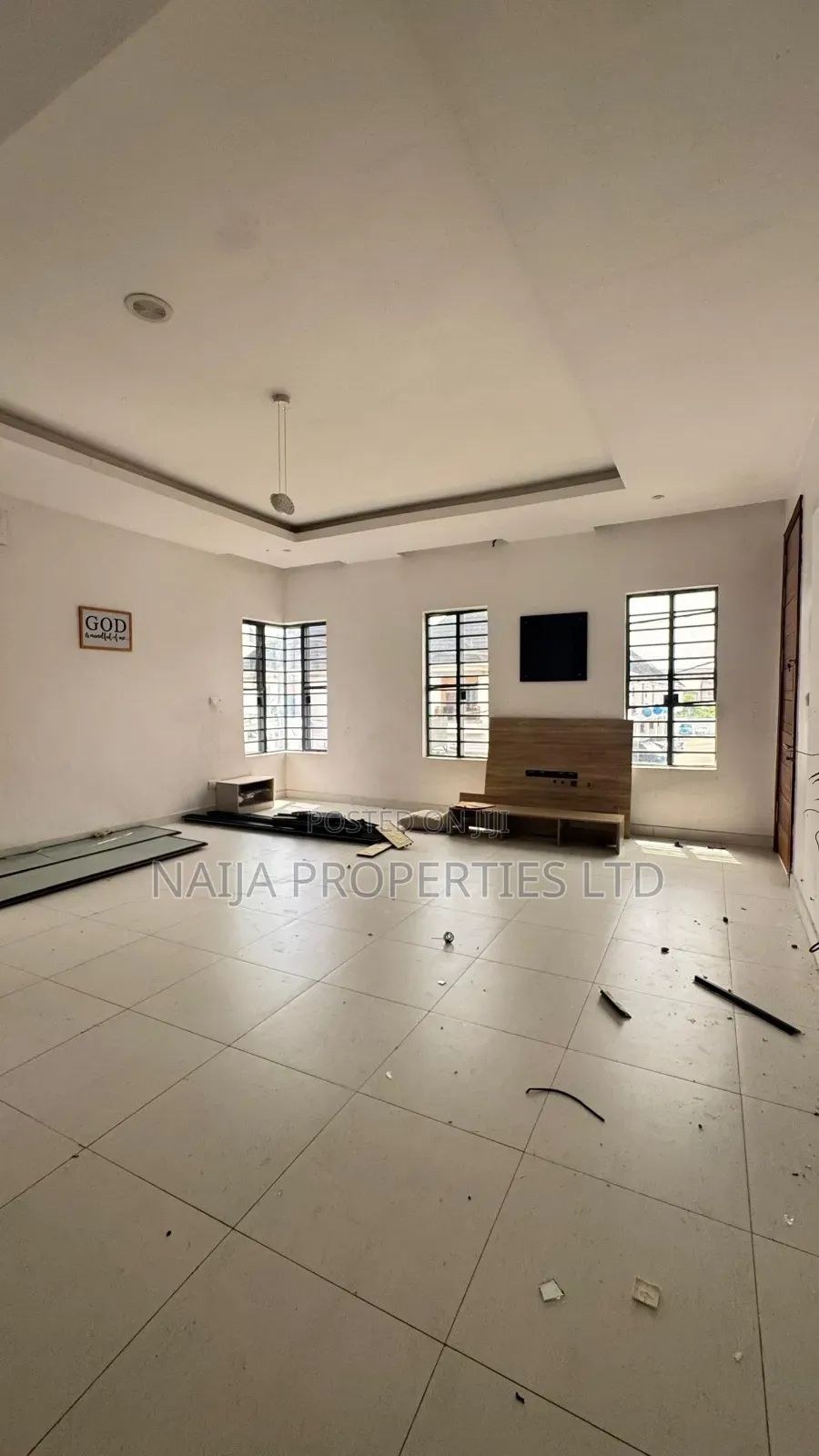 5bdrm Duplex in Orchid, Ikota for rent