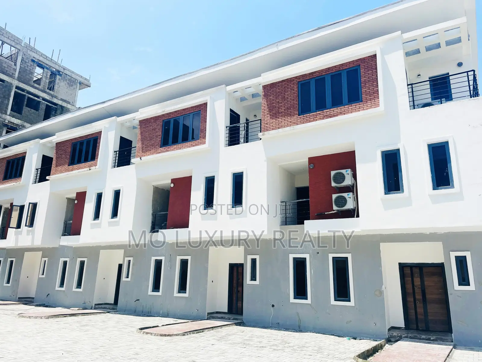 4bdrm Townhouse / Terrace in Ikate for rent