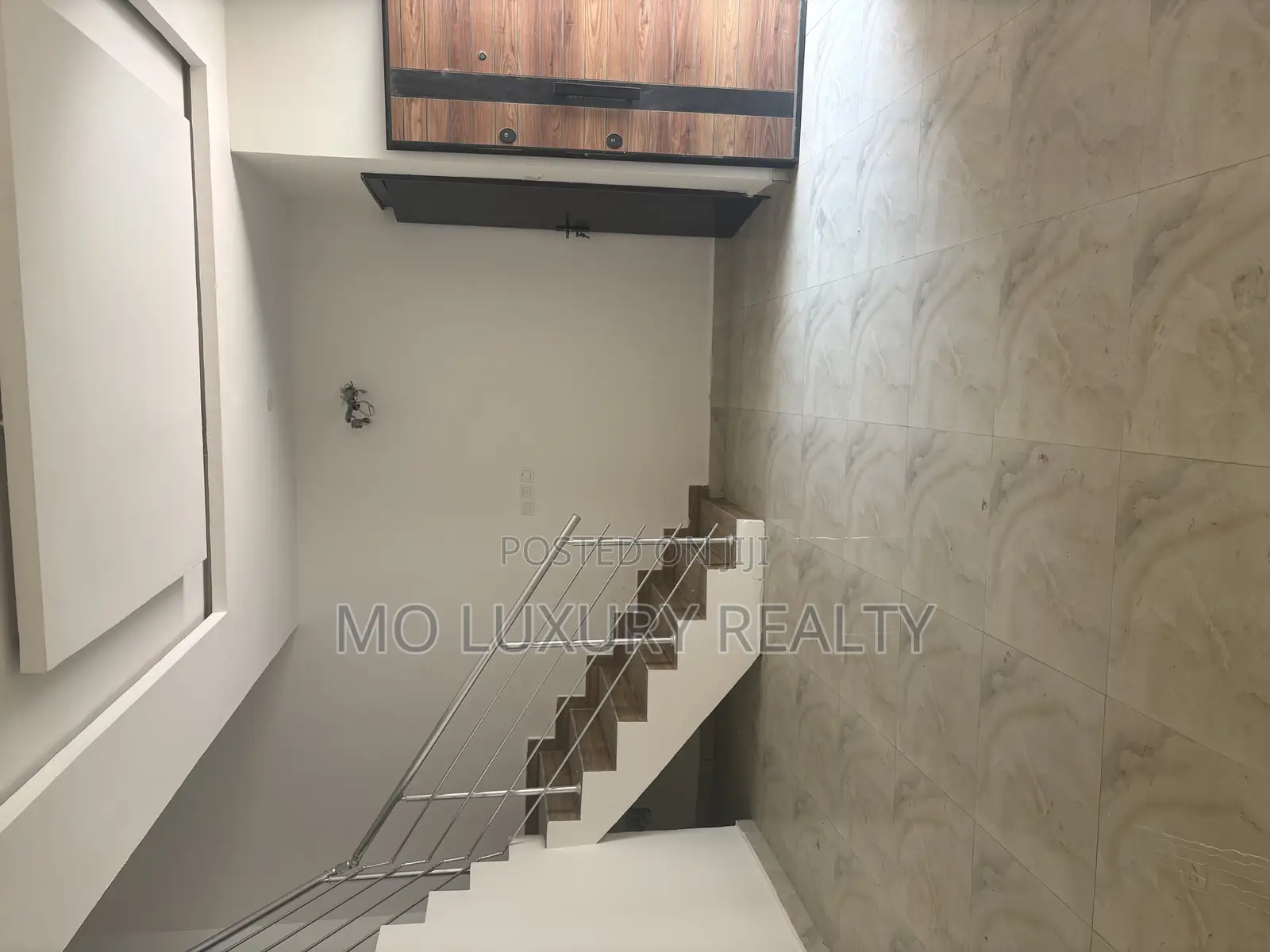 4bdrm Townhouse / Terrace in Ikate for rent