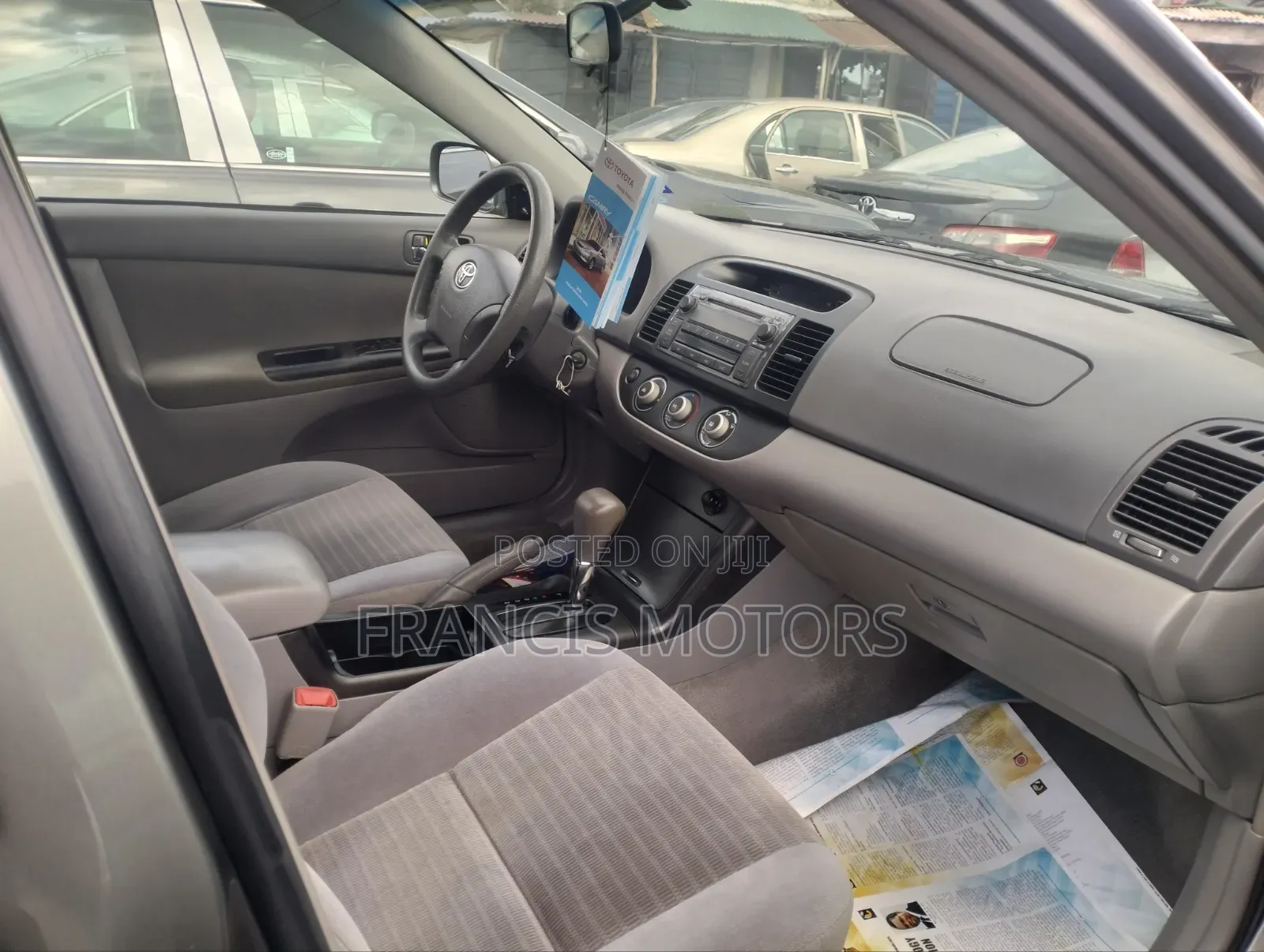 Toyota Camry LE 4dr Sedan (2.4L 4cyl 5A) 2006 Gray
