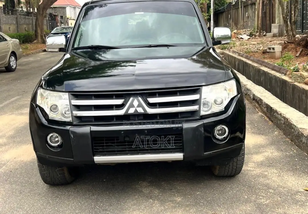 Mitsubishi Pajero 3.2 Di-Dc GLS 2009 Black