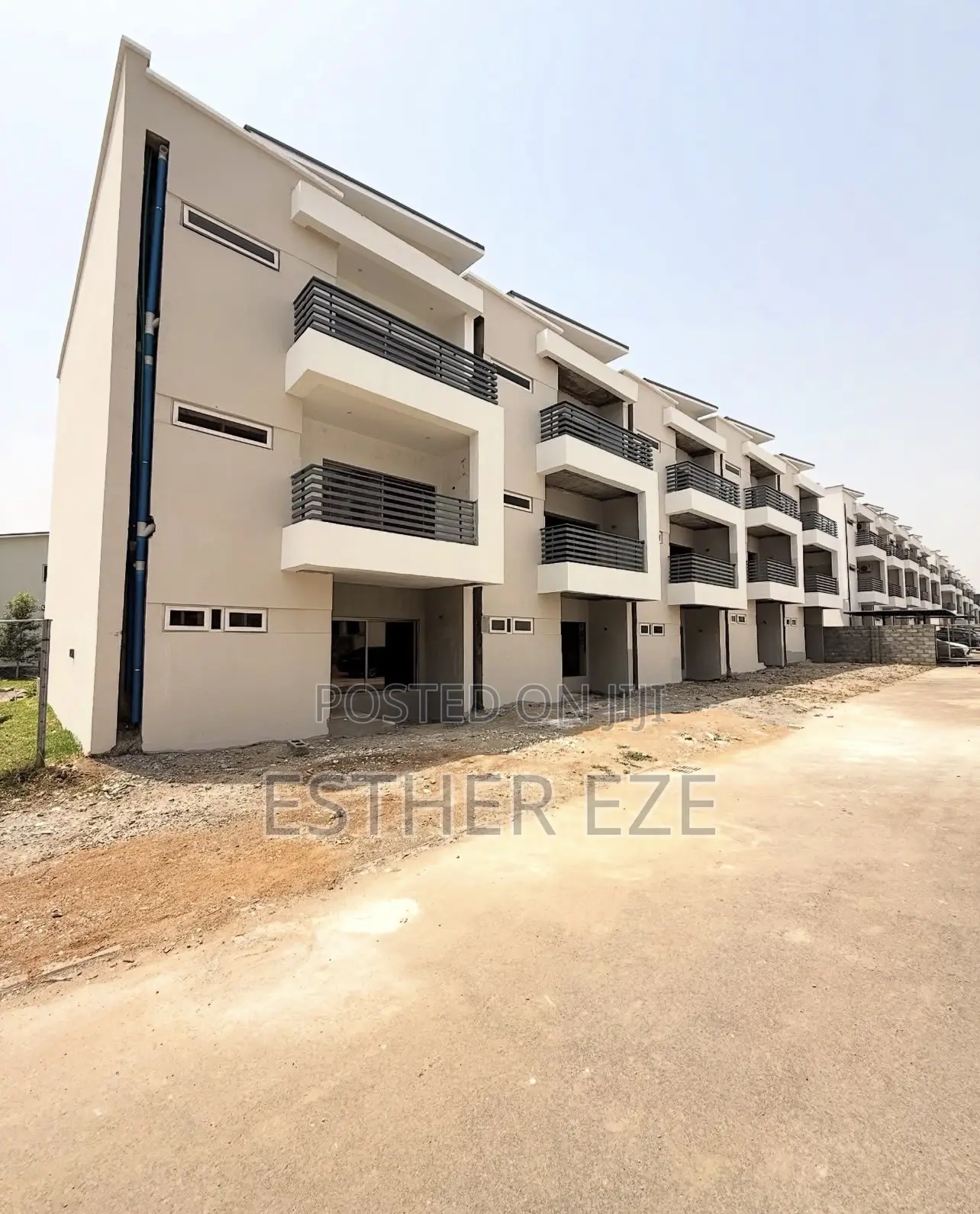 4bdrm Townhouse/Terrace in Katampe (Main) for sale