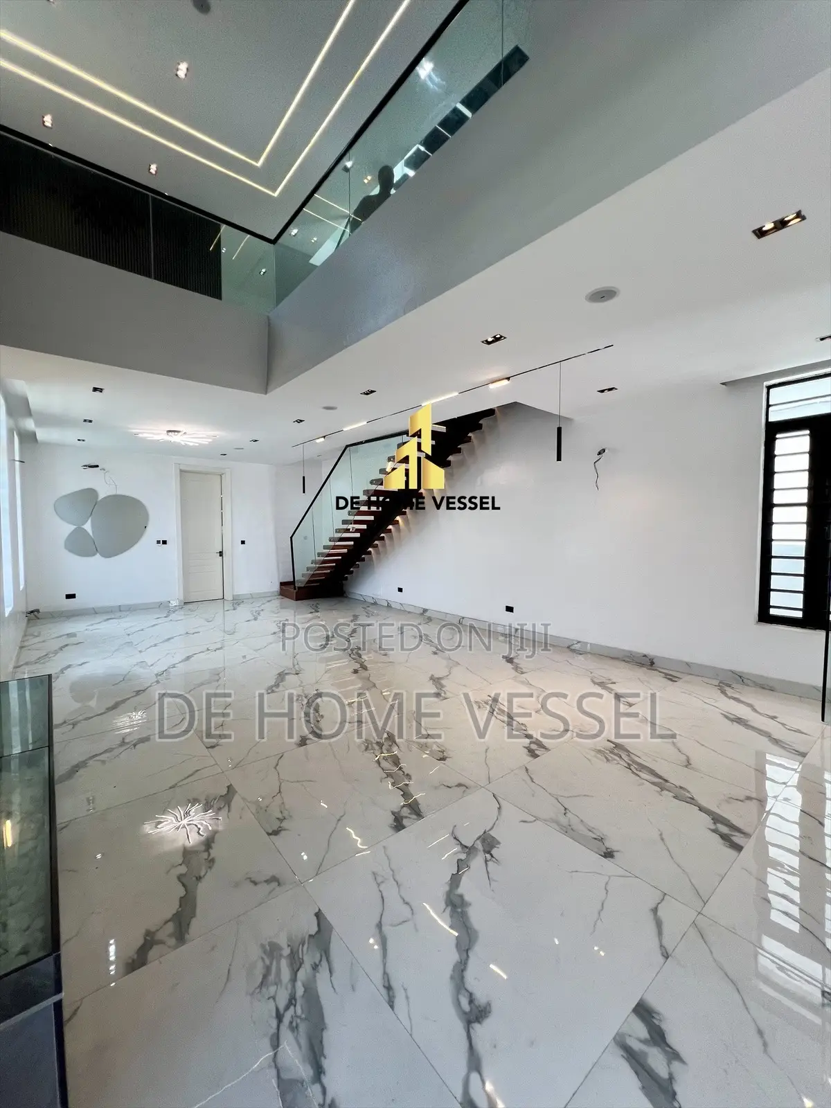 5bdrm Duplex in Lekki Phase 1 for sale