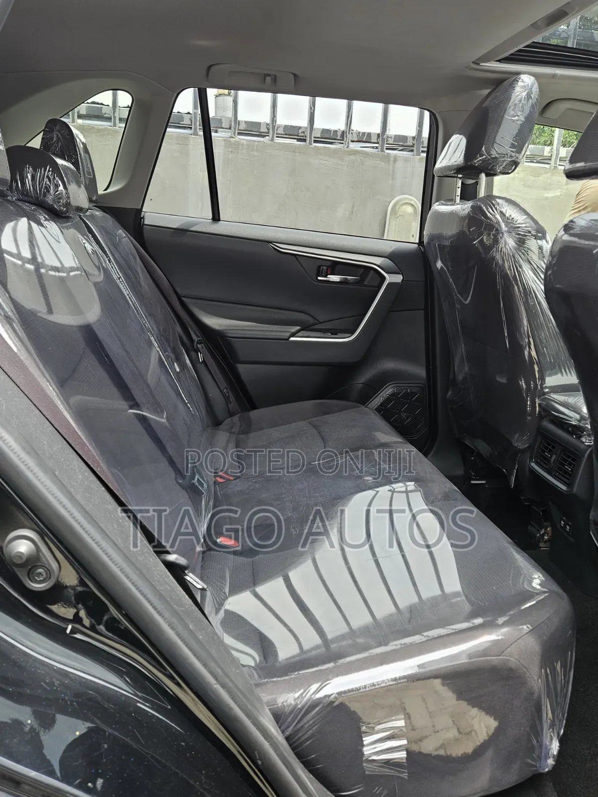 Toyota RAV4 XLE AWD 2019 Black