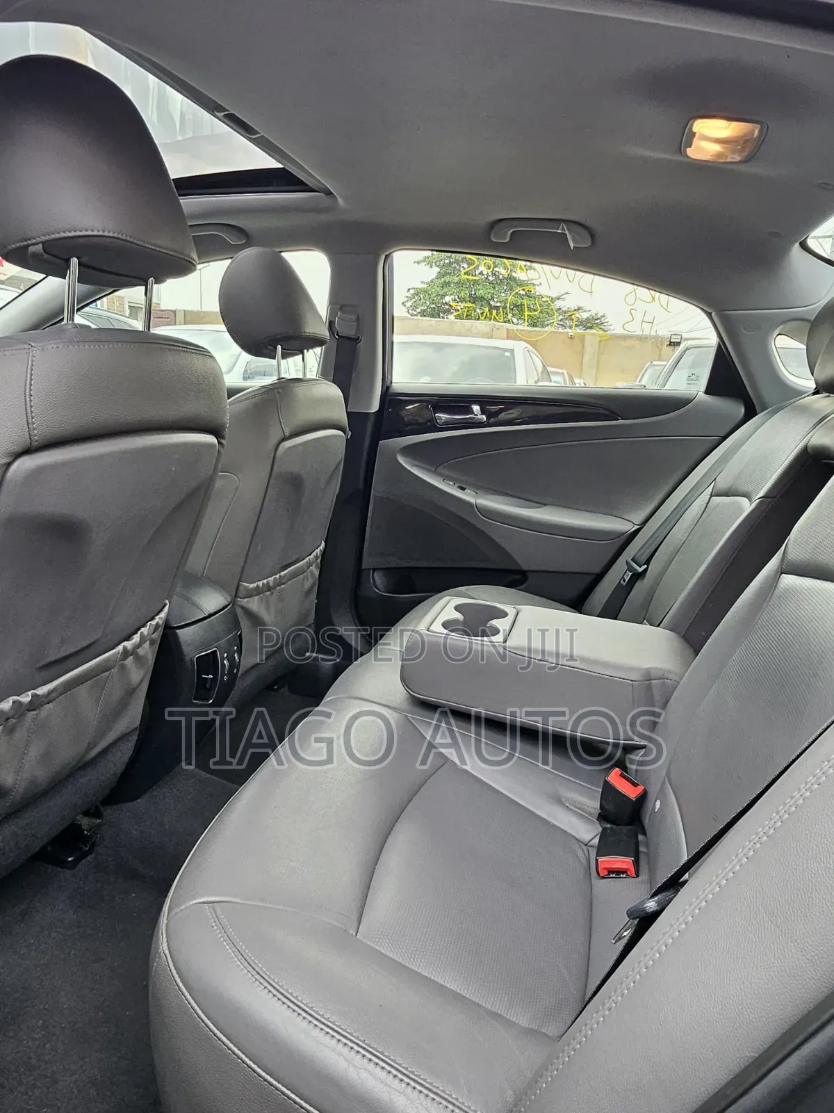 Hyundai Sonata Limited 2.0T Sedan (2.0L 4cyl 6A) 2011 Gray
