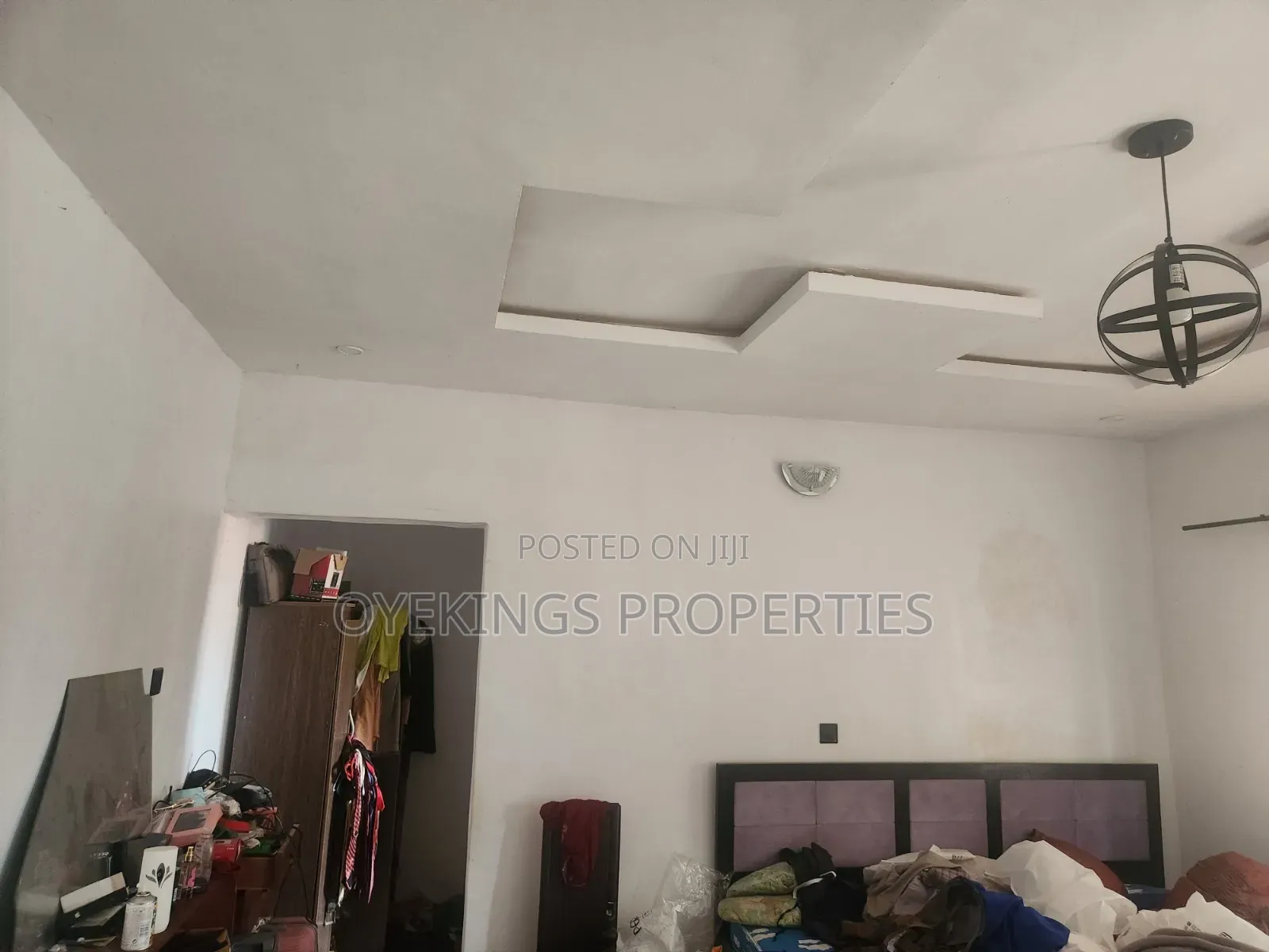 4bdrm Bungalow in Idishin Babajebu, Akala Express for sale