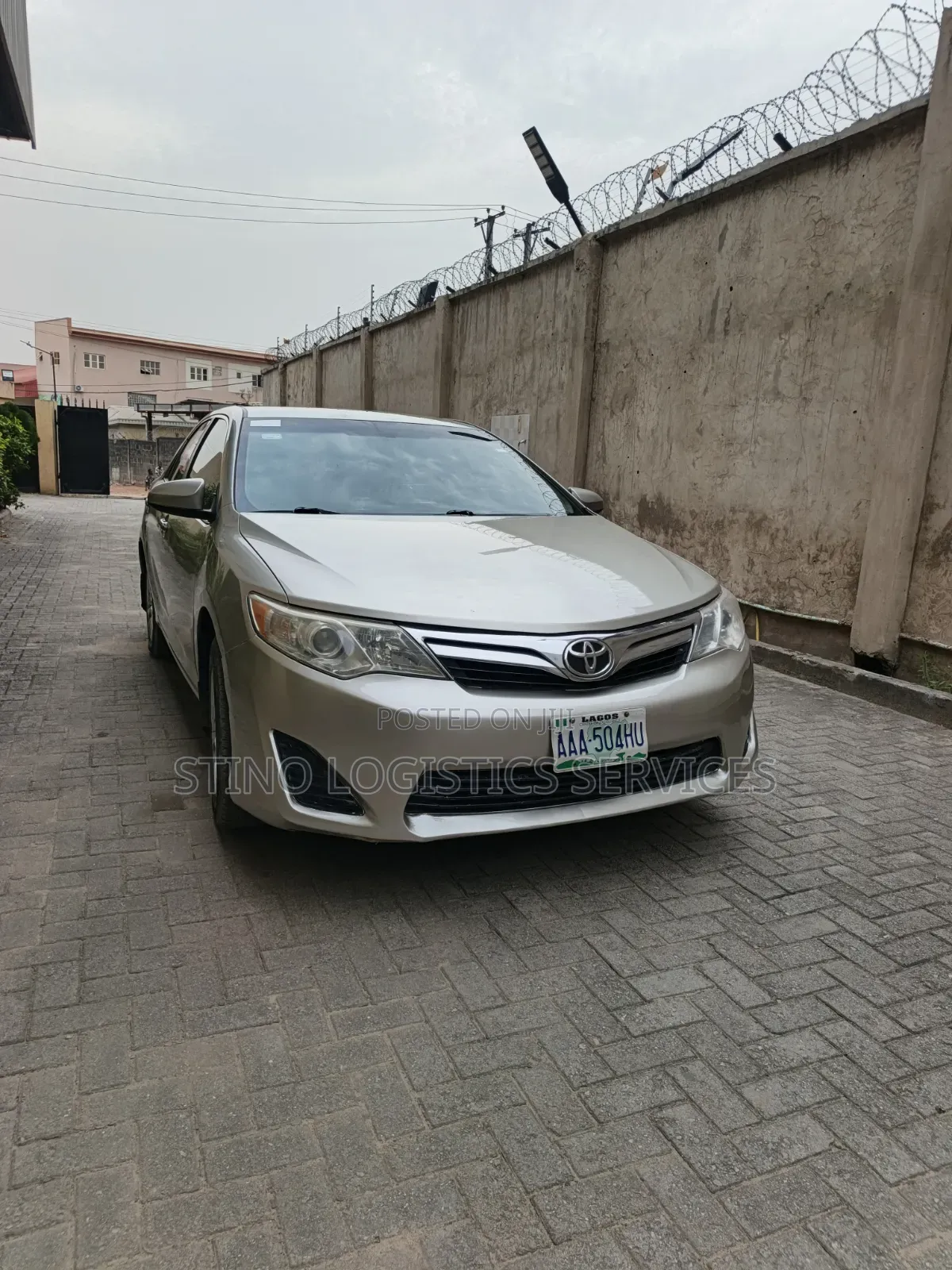 Toyota Camry 2014 Gold