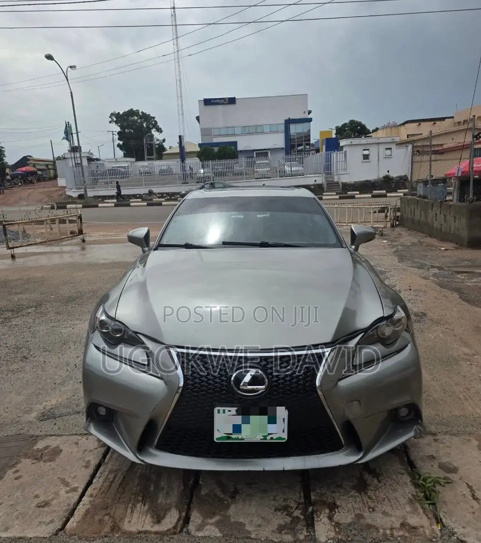 Lexus IS 2015 Gray
