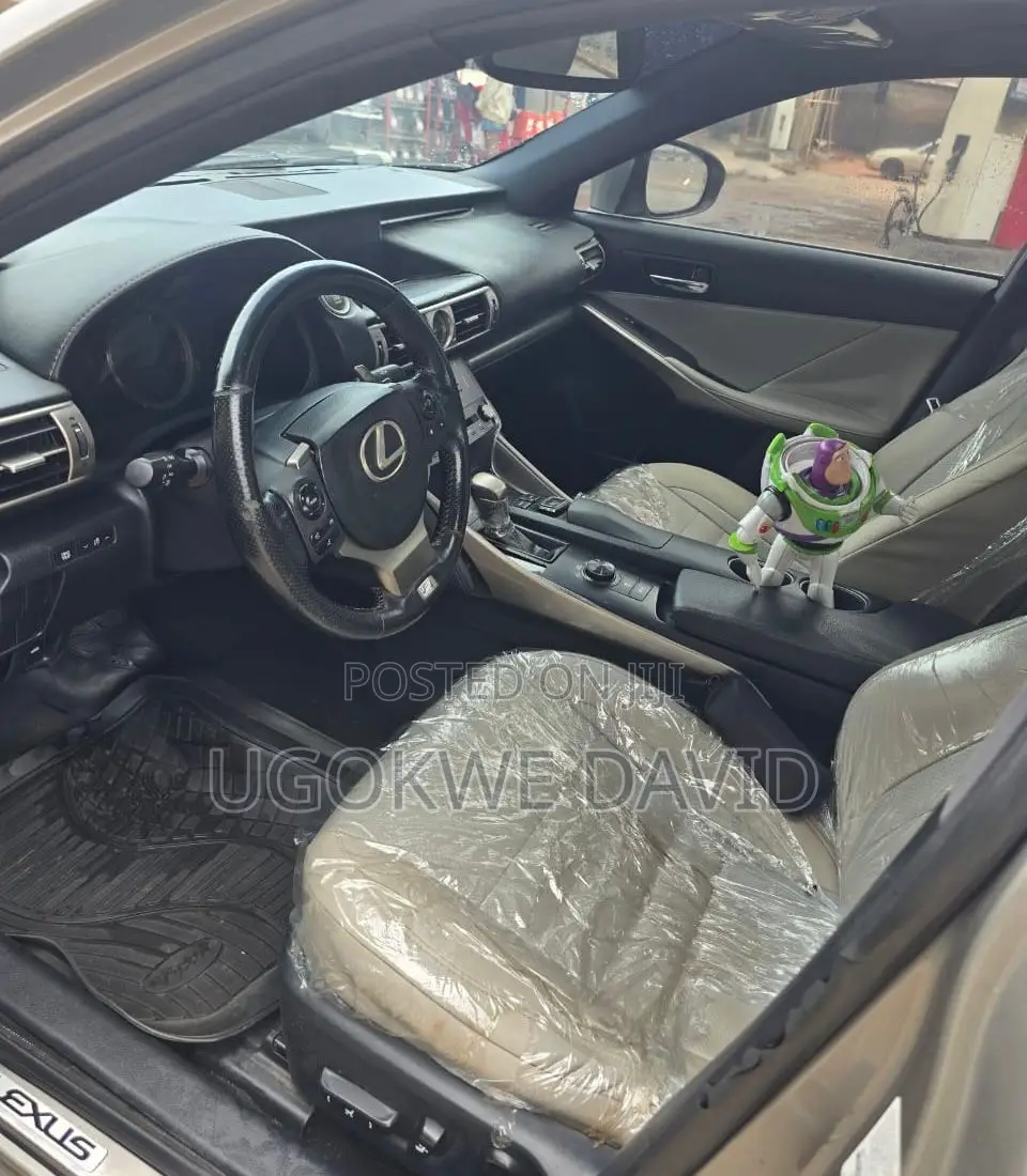 Lexus IS 2015 Gray