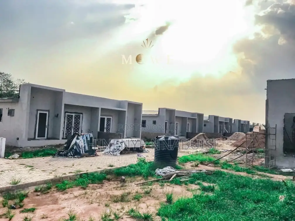 3bdrm Bungalow in Mowe Golf Town, Obafemi-Owode for sale