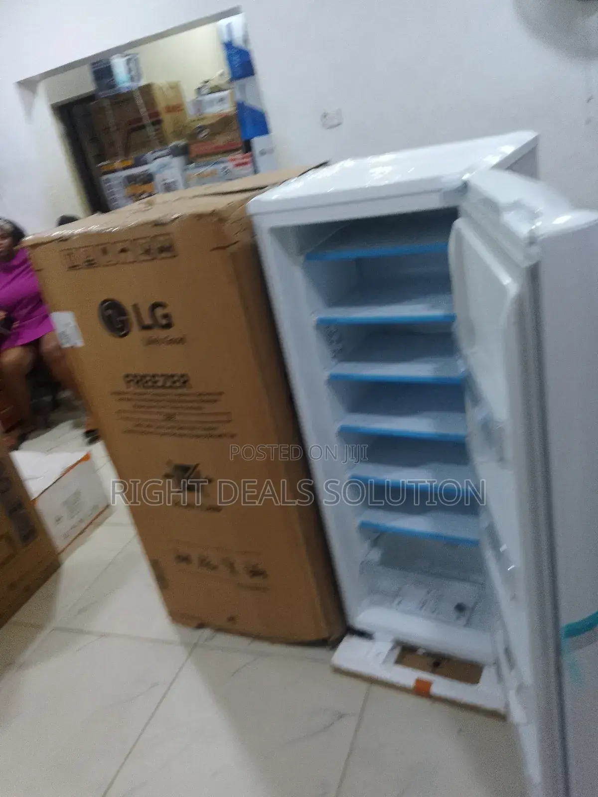 Lg 168l Single Door Upright Freezer With Adjustable Shelves