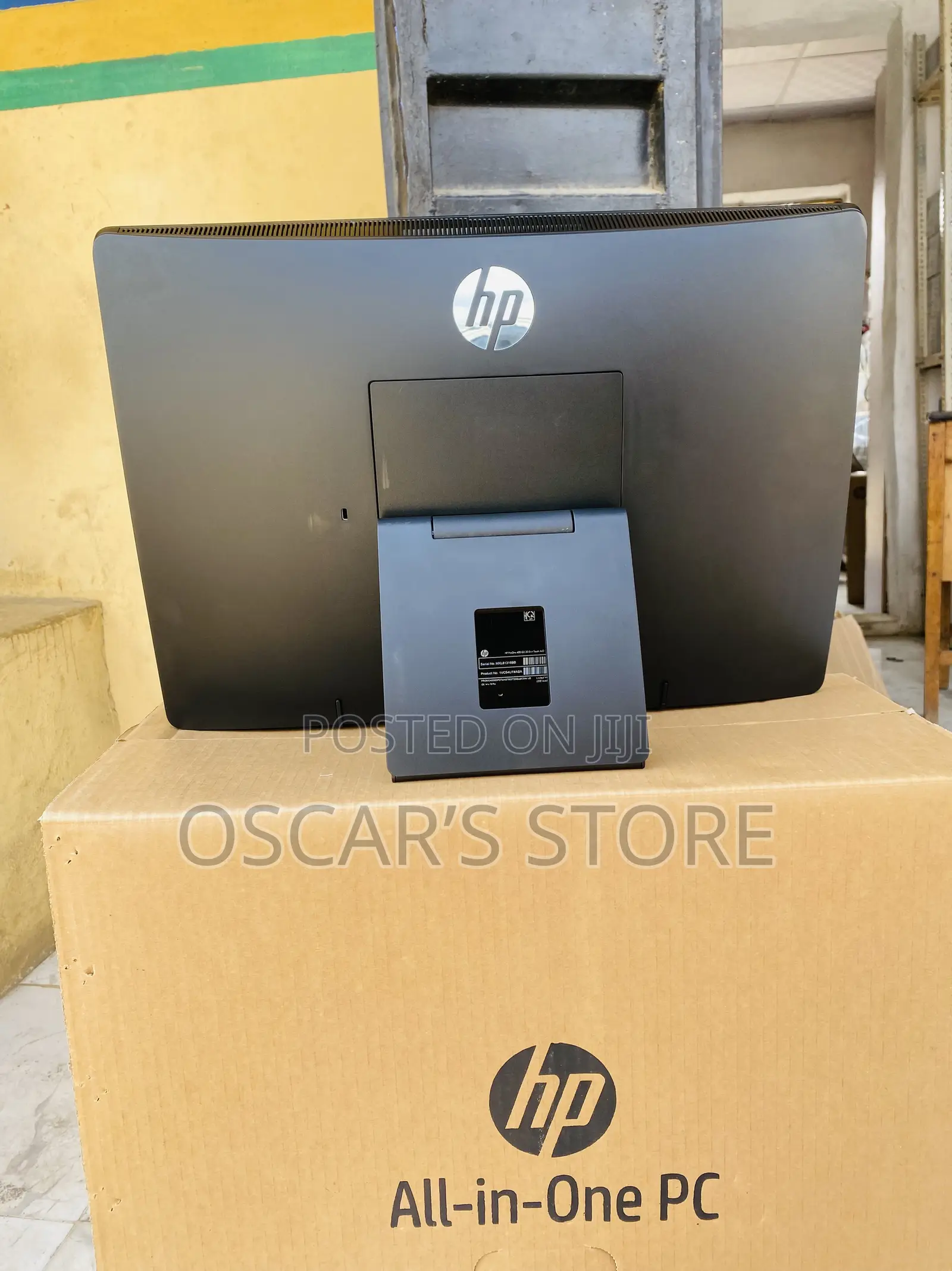 New Desktop Computer HP ProOne 400 G3 8GB Intel Core i5 SSD 256GB