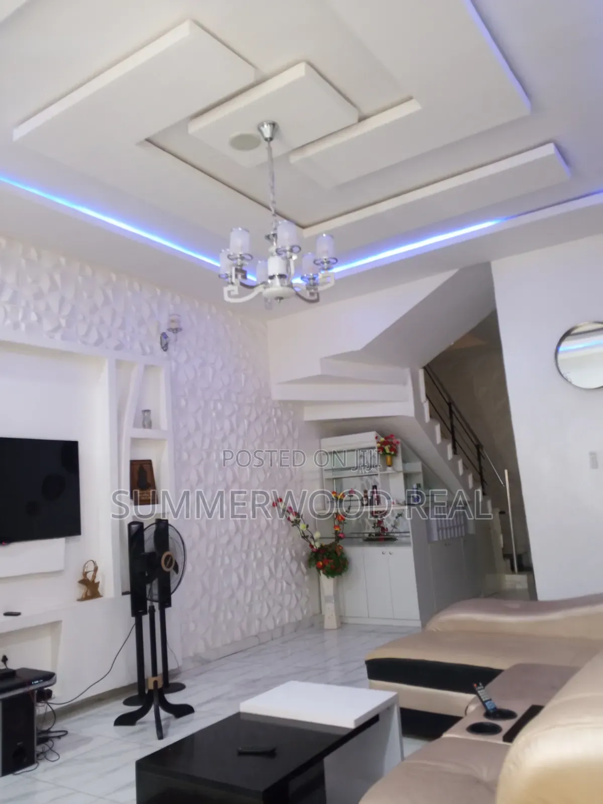4bdrm Duplex in Lekki Phase 2 for sale