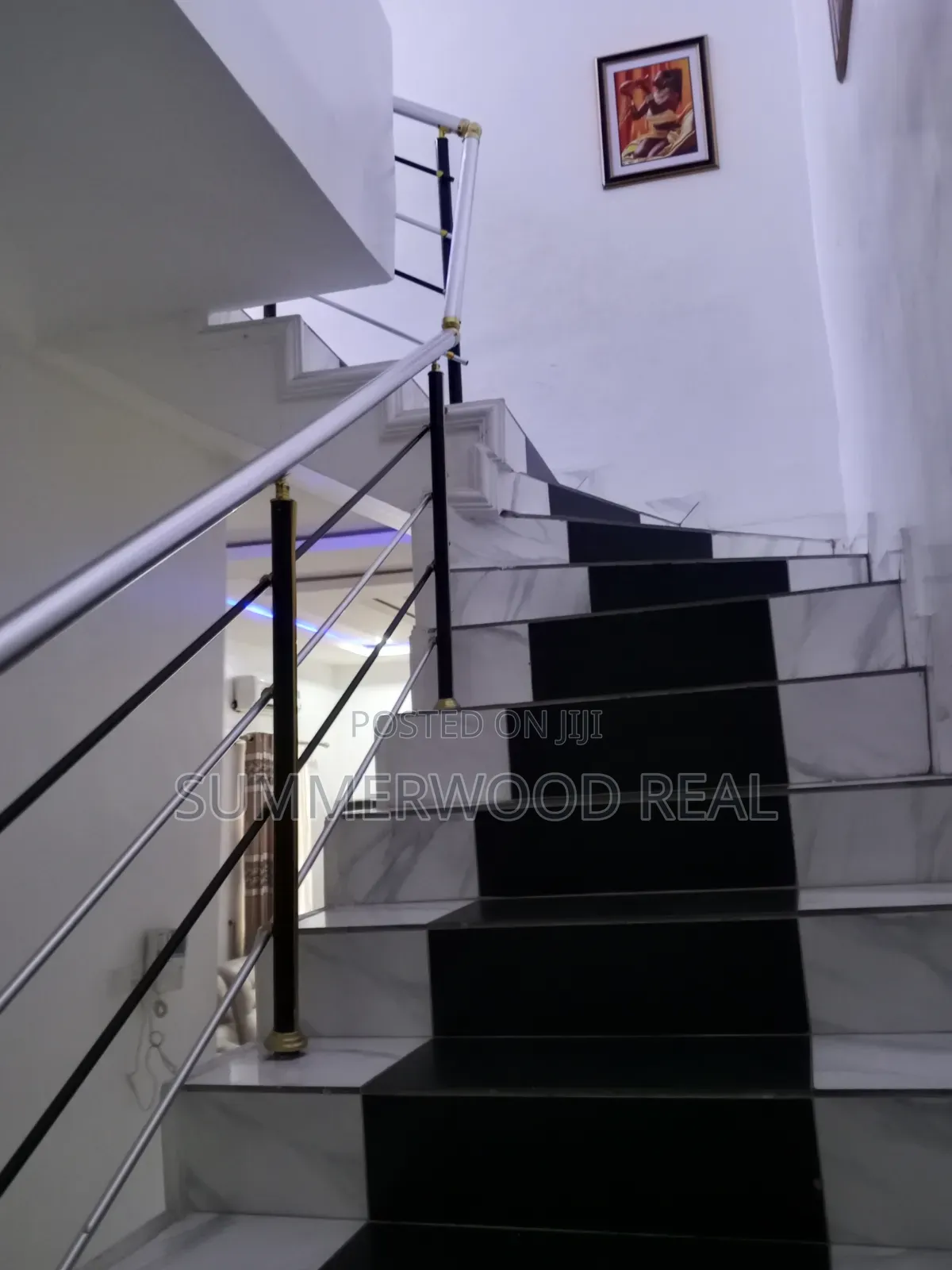 4bdrm Duplex in Lekki Phase 2 for sale