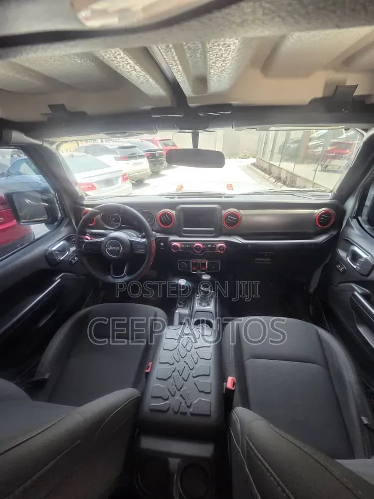 Jeep Wrangler 2020 Beige