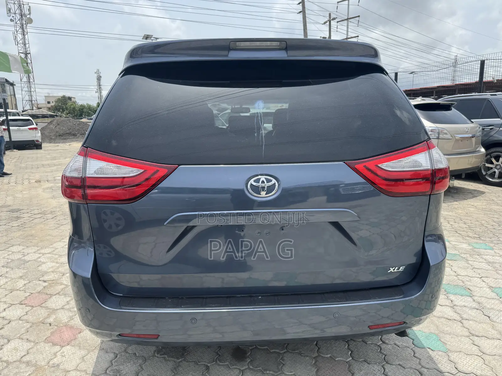 Toyota Sienna XLE 7-Passenger 4dr Minivan AWD (3.5L 6cyl 6A) 2015 Blue