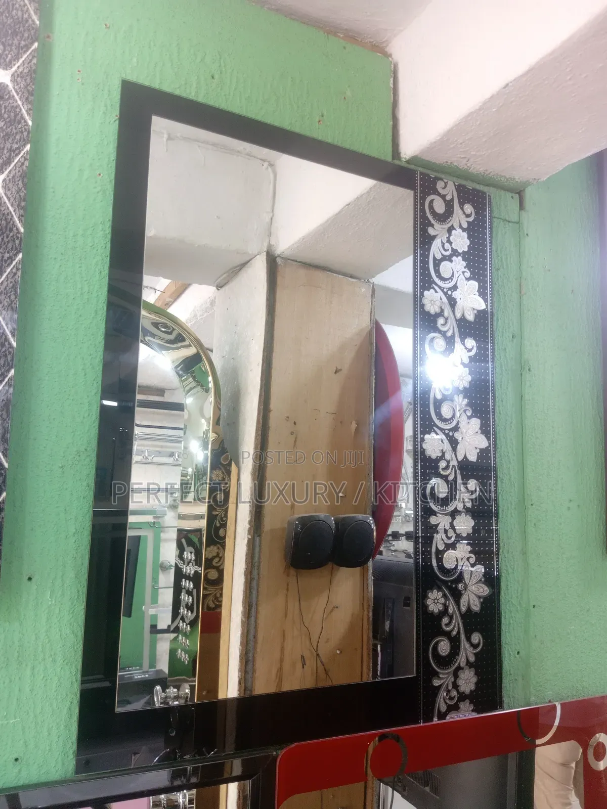 Quality Plain Mirror  With Designs