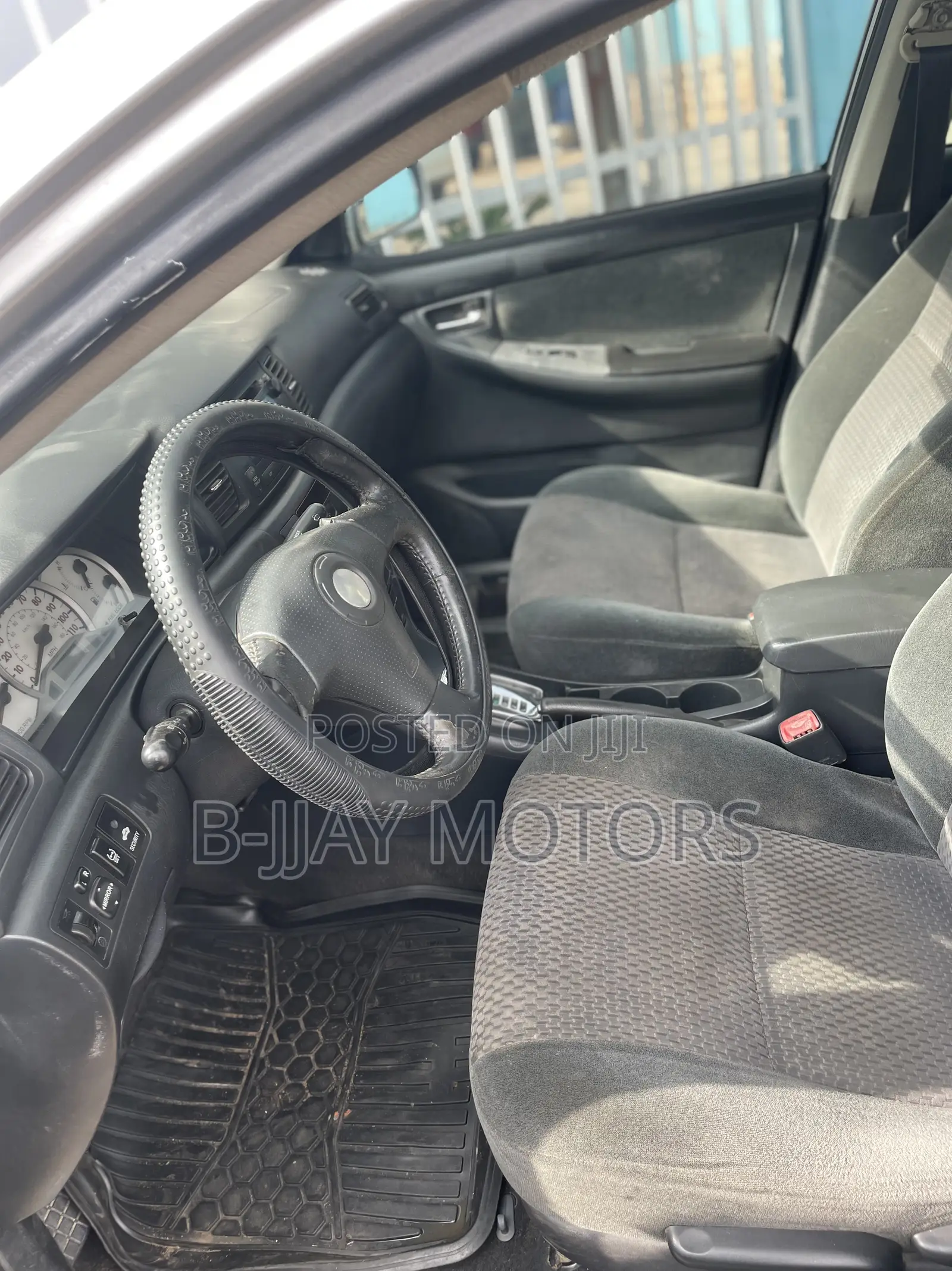 Toyota Corolla LE 2005 Silver