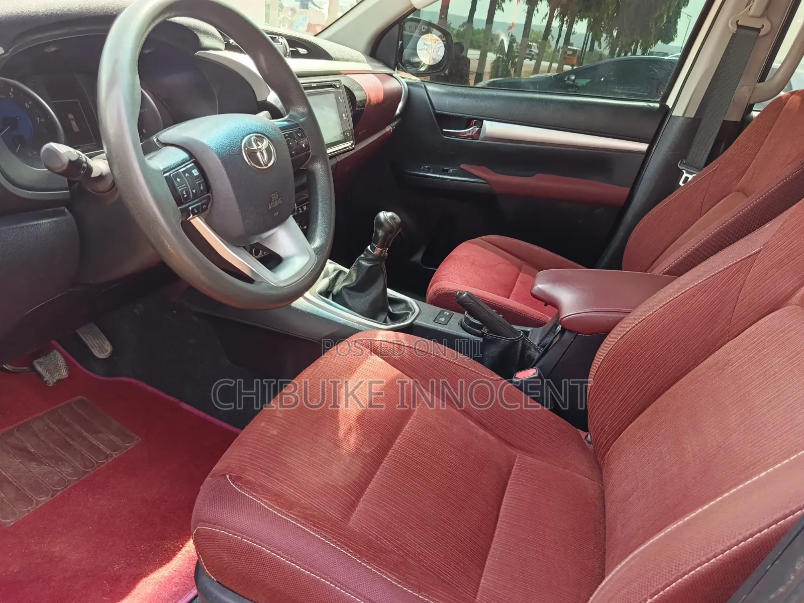 Toyota Hilux 2019 White