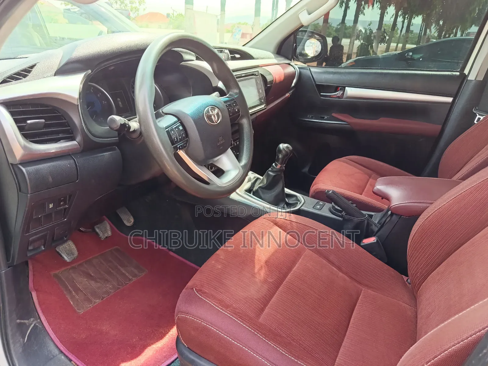 Toyota Hilux 2019 White