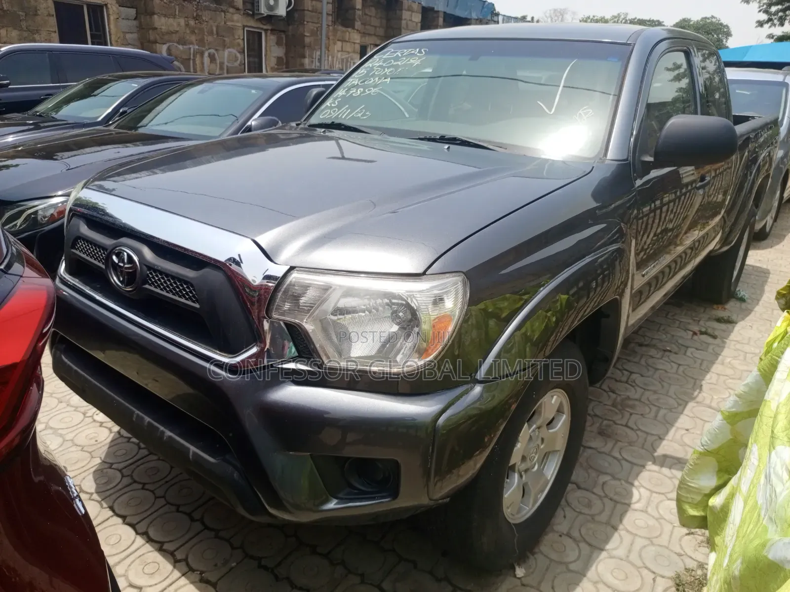 Toyota Tacoma 2015 Gray