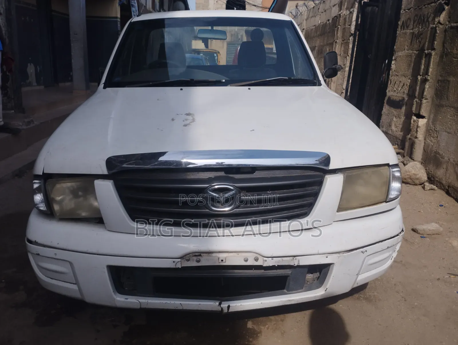 Mazda B-series 2003 White