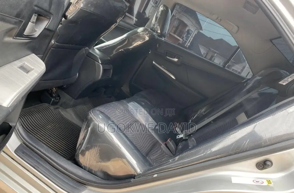 Toyota Camry 2014 Silver