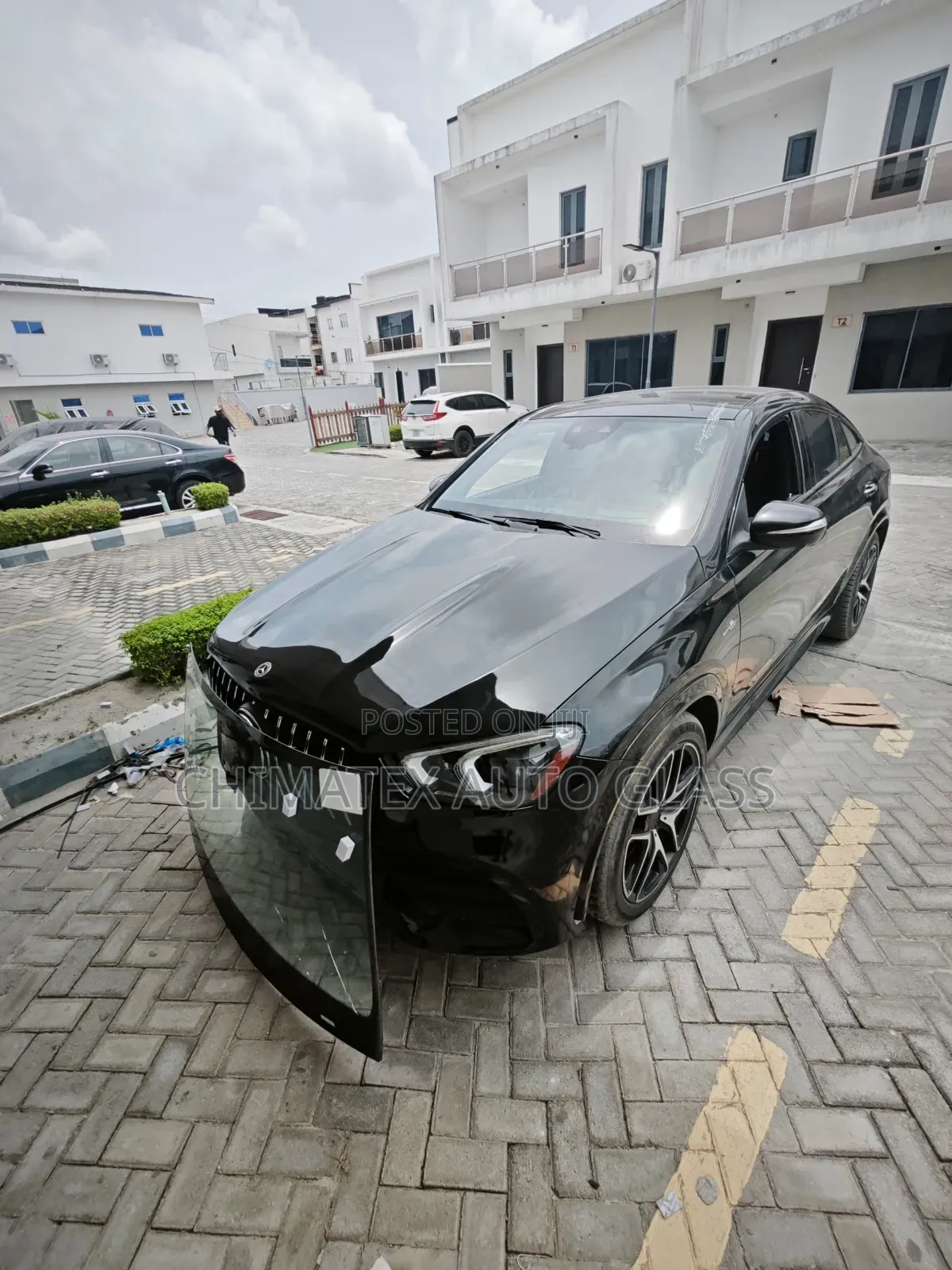 Gle53 Coupe C167 Windscreen Glass Available Installed at Chimatex