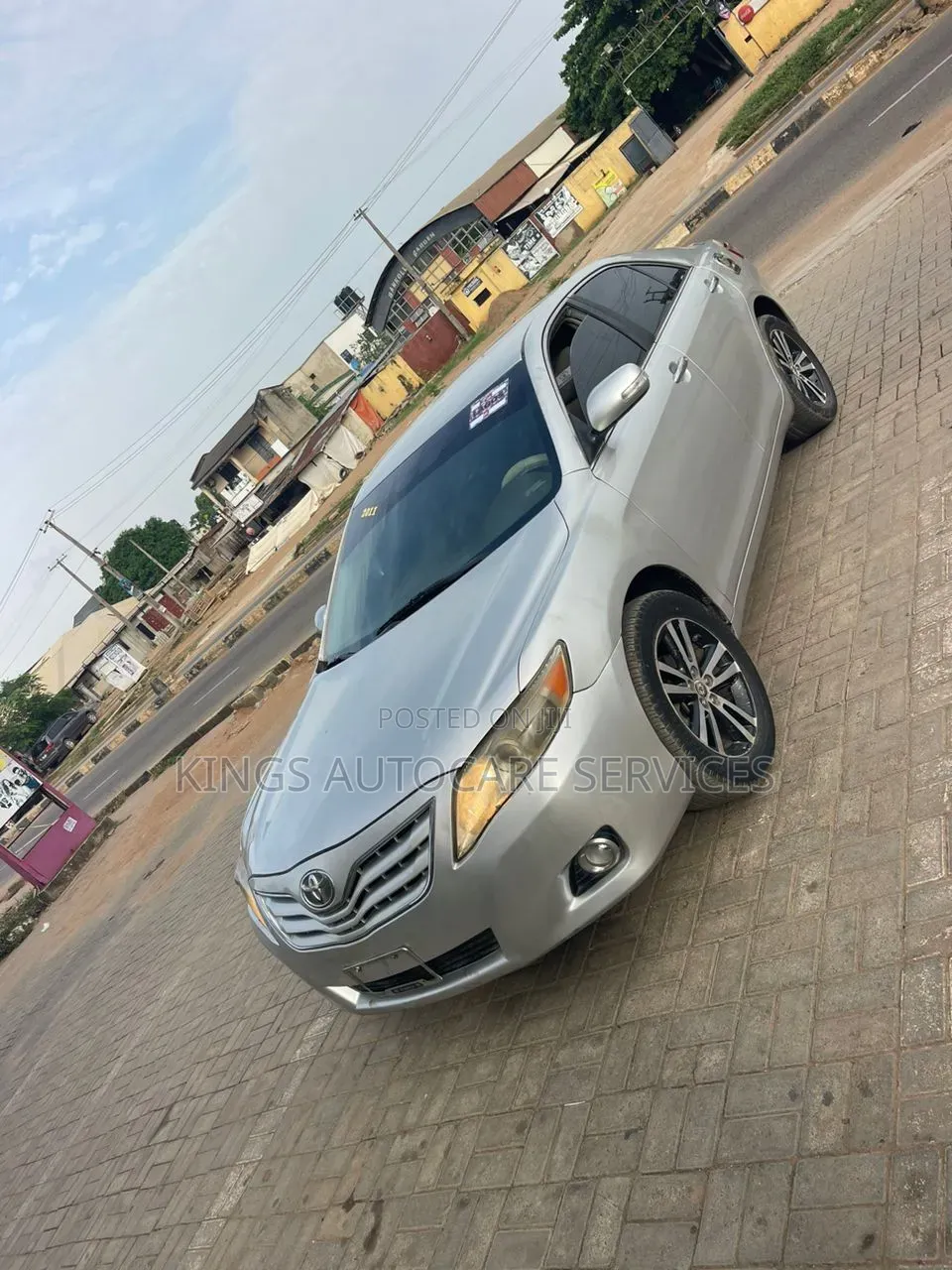 Toyota Camry LE 4dr Sedan (2.5L 4cyl 6A) 2011 Silver