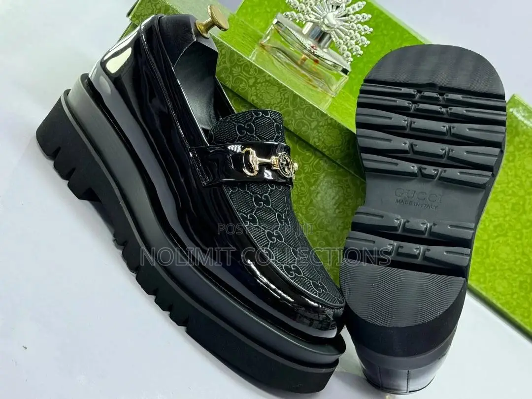 Two Toned Men's Gucci Patterned Leather Loafers