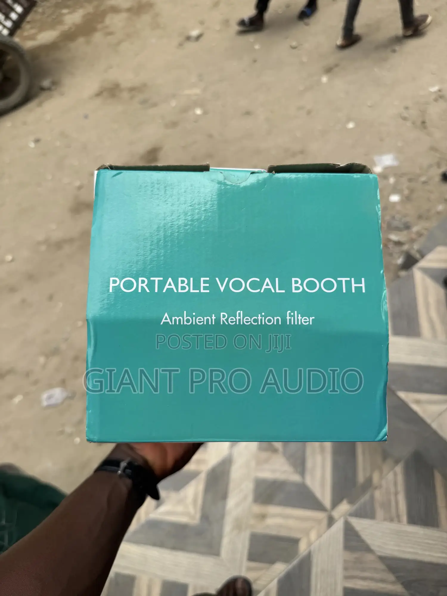 Portable Vocal Booth. /Reflection Filter