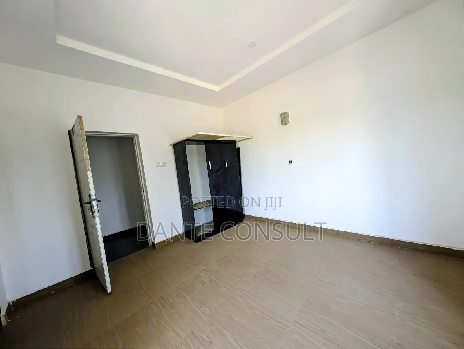 3bdrm Block of Flats in Kaura for rent