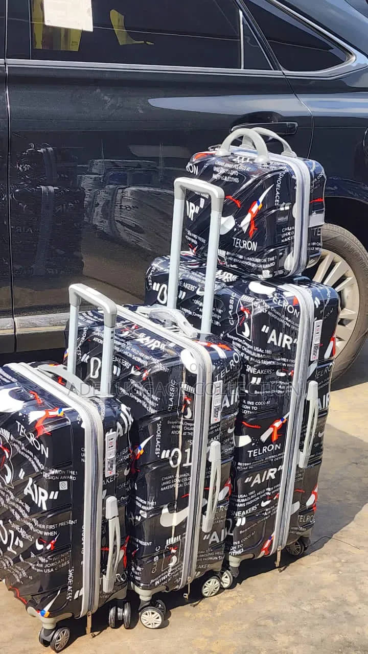 Plastic Luggage Box