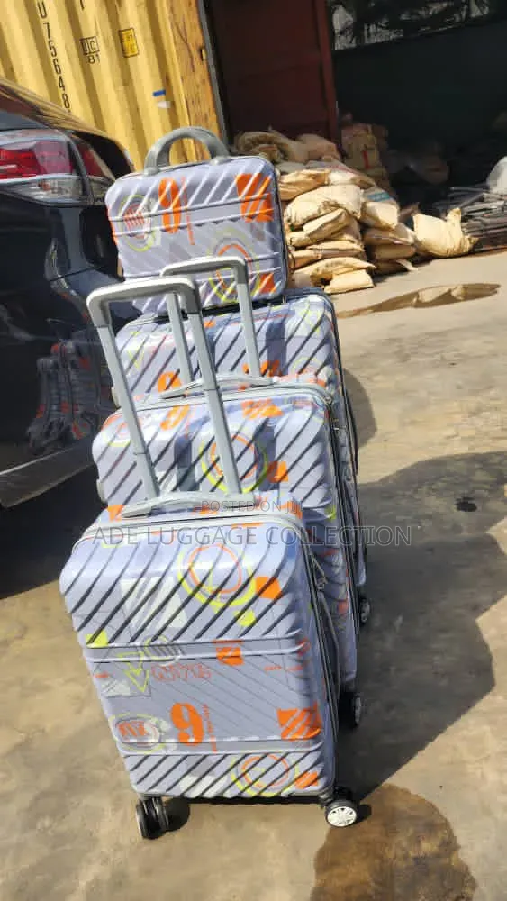 Plastic Luggage Box