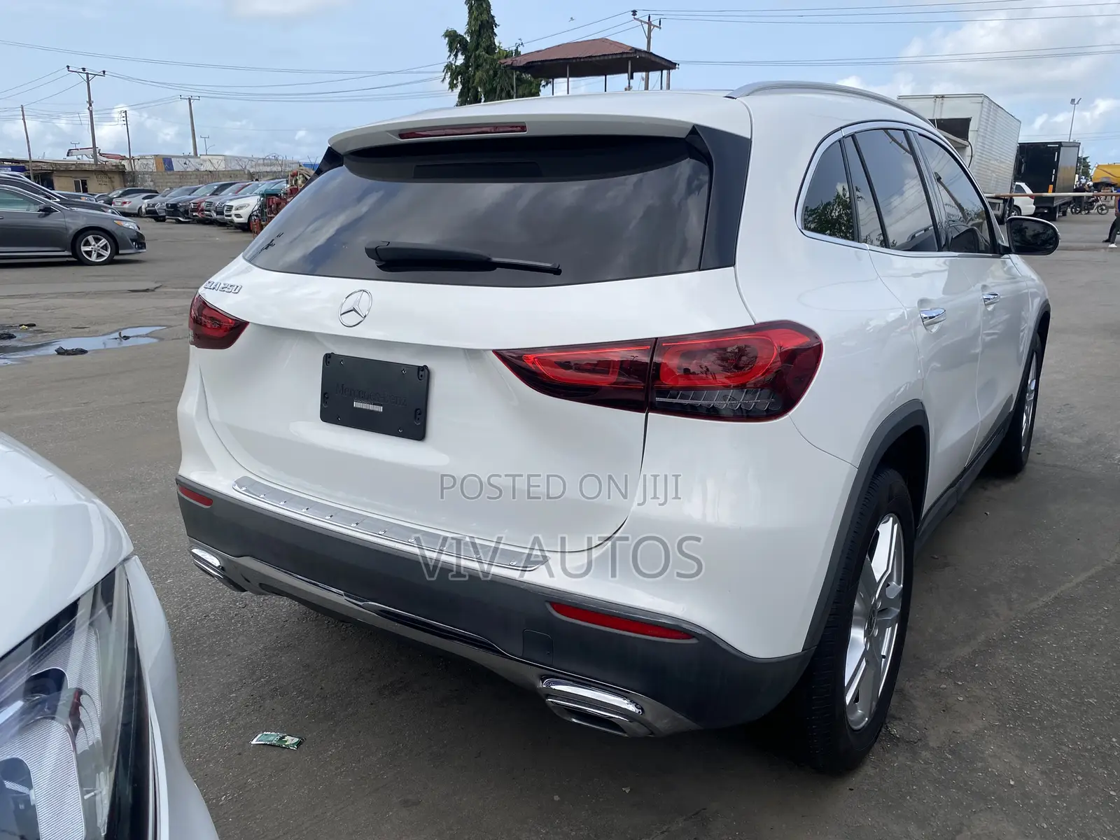 Mercedes-Benz GLA 250 2021 White