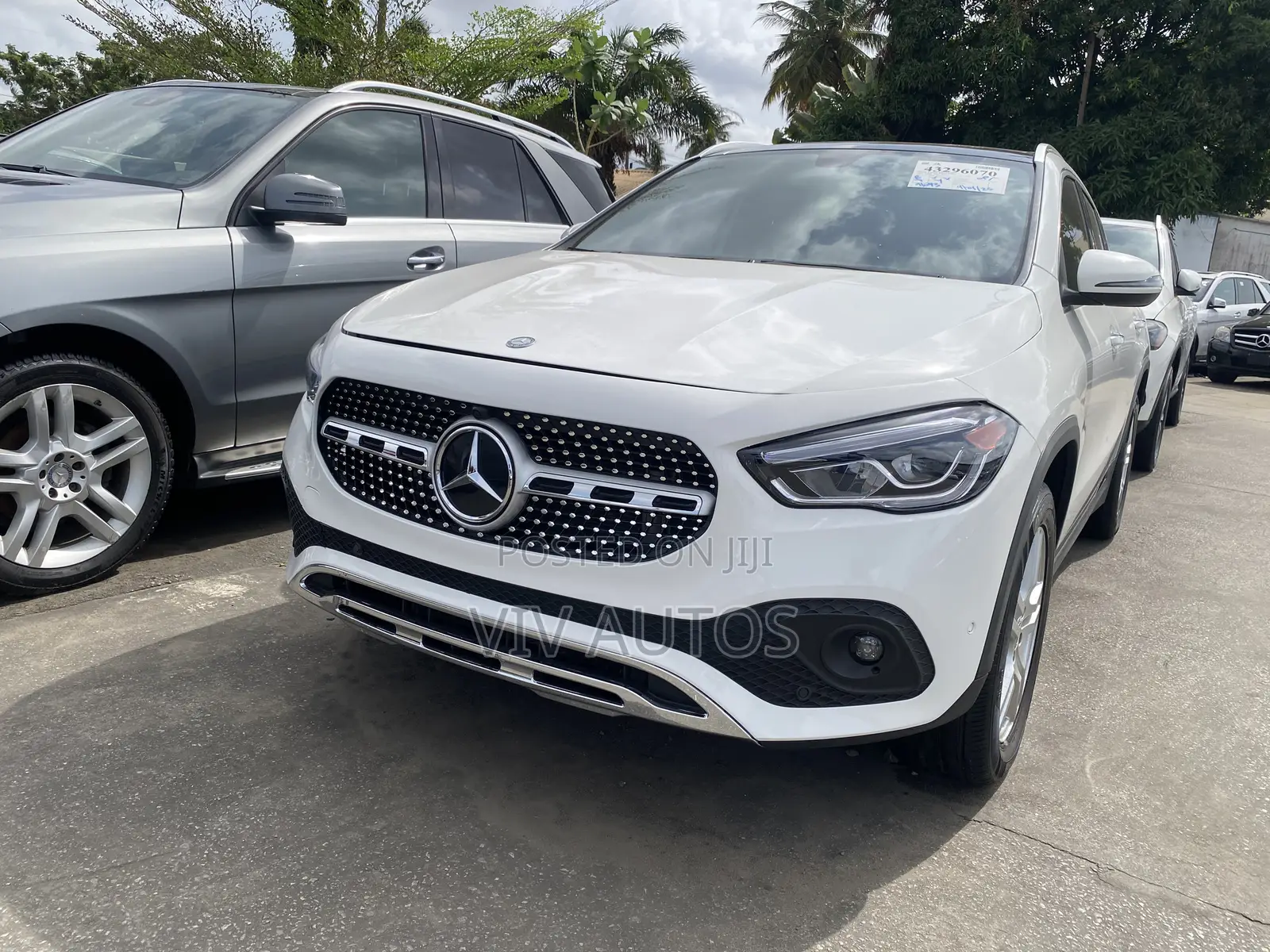 Mercedes-Benz GLA 250 2021 White
