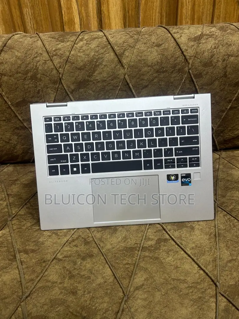 Laptop HP EliteBook x360 1040 G9 16GB Intel Core i7 SSD 256GB