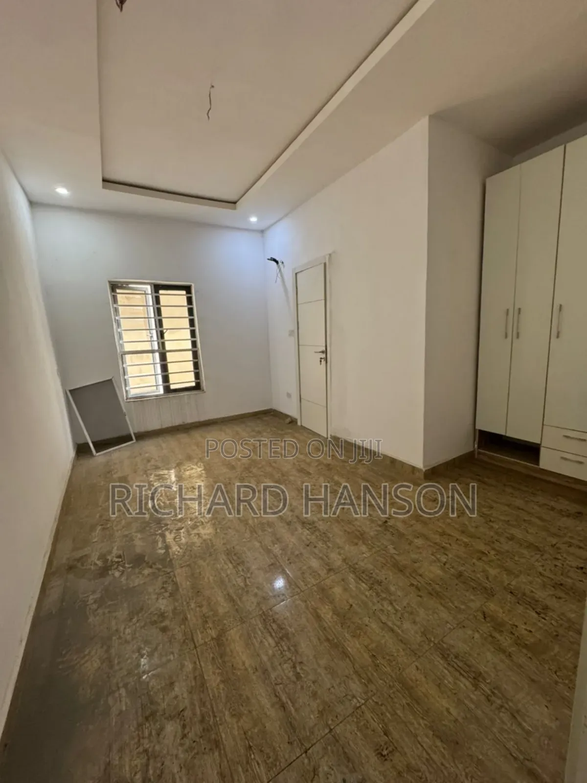 1bdrm Shared Apartment in Maple, Chevron for rent
