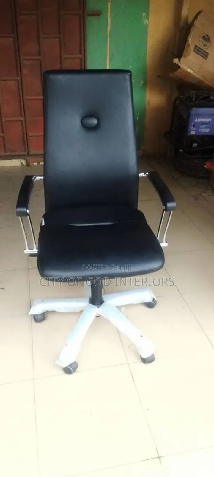 Luxury Imported Executive Office Swivel Chair